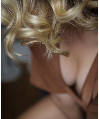 Елена, Проститутка